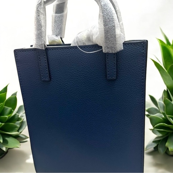 MARC JACOBS - Peanuts - Picture 2 of 8